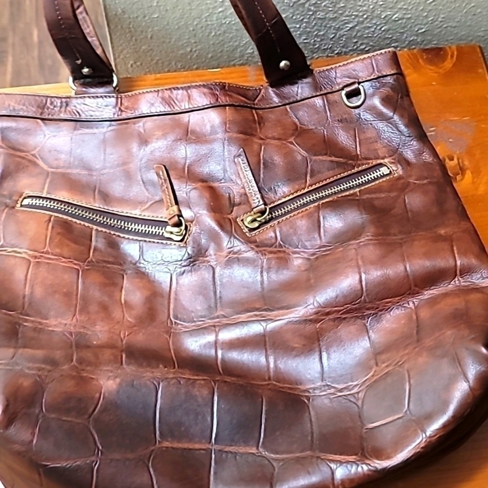 Dooney &‎ Bourke Tote Bag Womens Brown Croc Embossed Leather Shoulder Bag - Picture 10 of 11